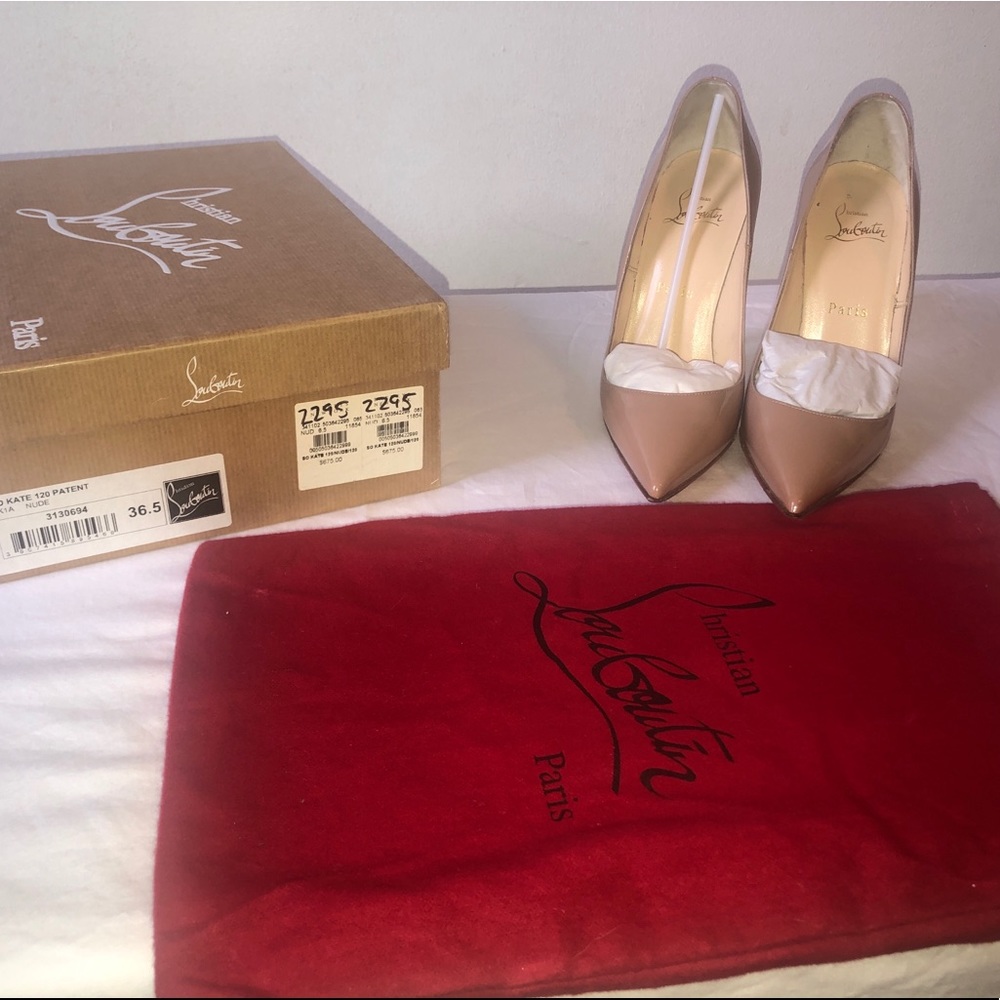 So Kate Nude Patent Pumps- Christian Louboutin